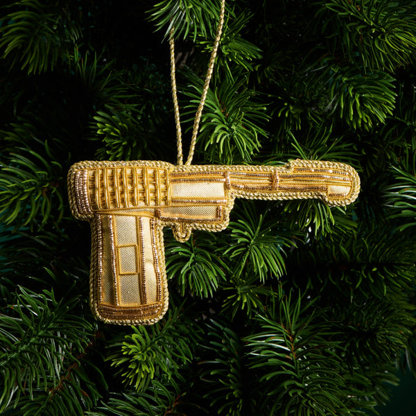 007Store_Sep2521433_1x1_4a1b06
