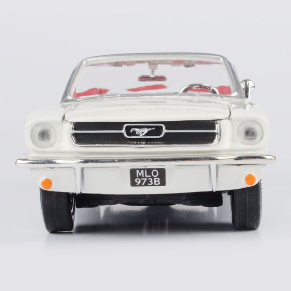  OPO 10 - Ford Mustang 1/43 James Bond 007 car from The Movie  Goldfinger (DY035) : Arts, Crafts & Sewing
