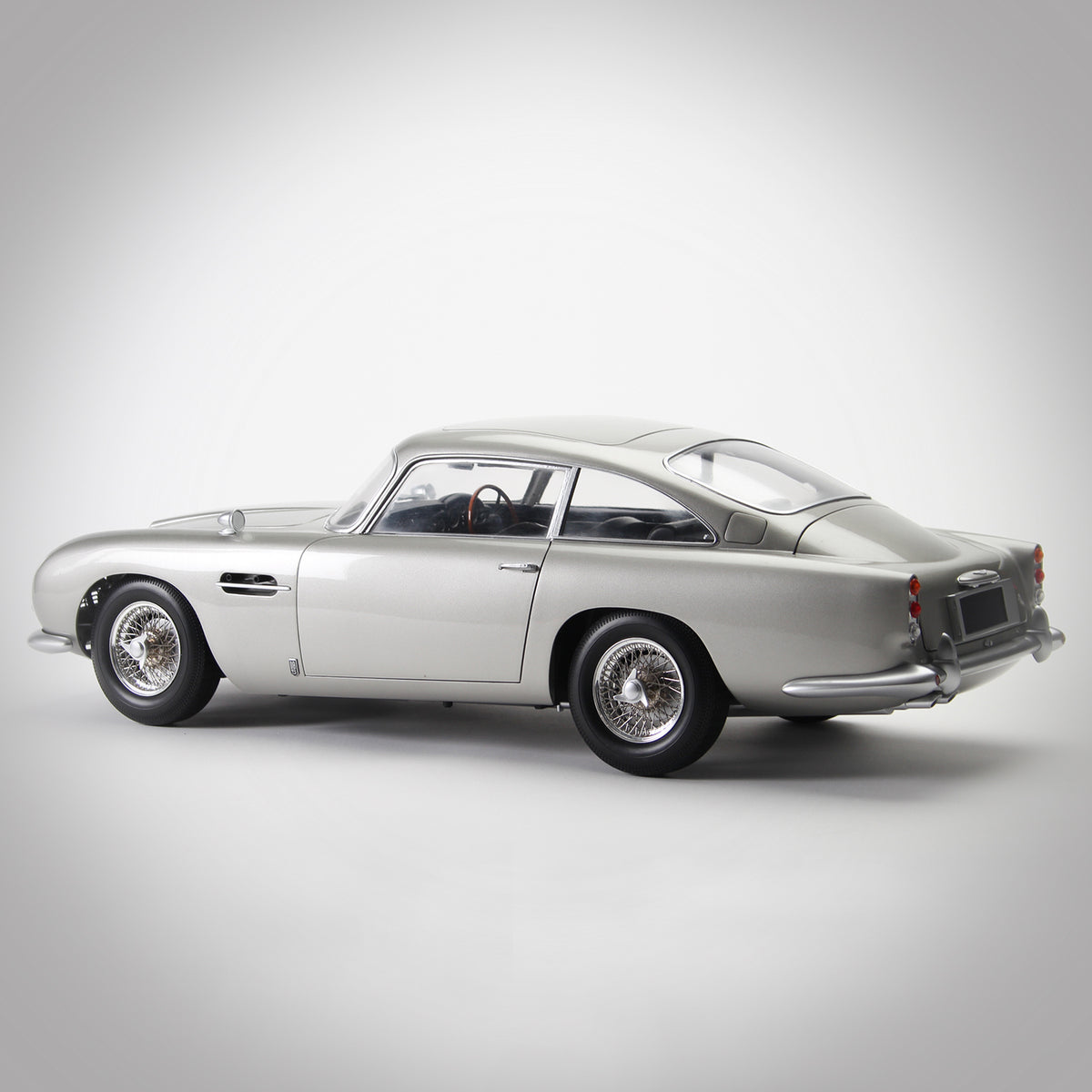 James Bond No Time To Die Aston Martin DB5 Model Car Kit - By Agora Models 007Store
