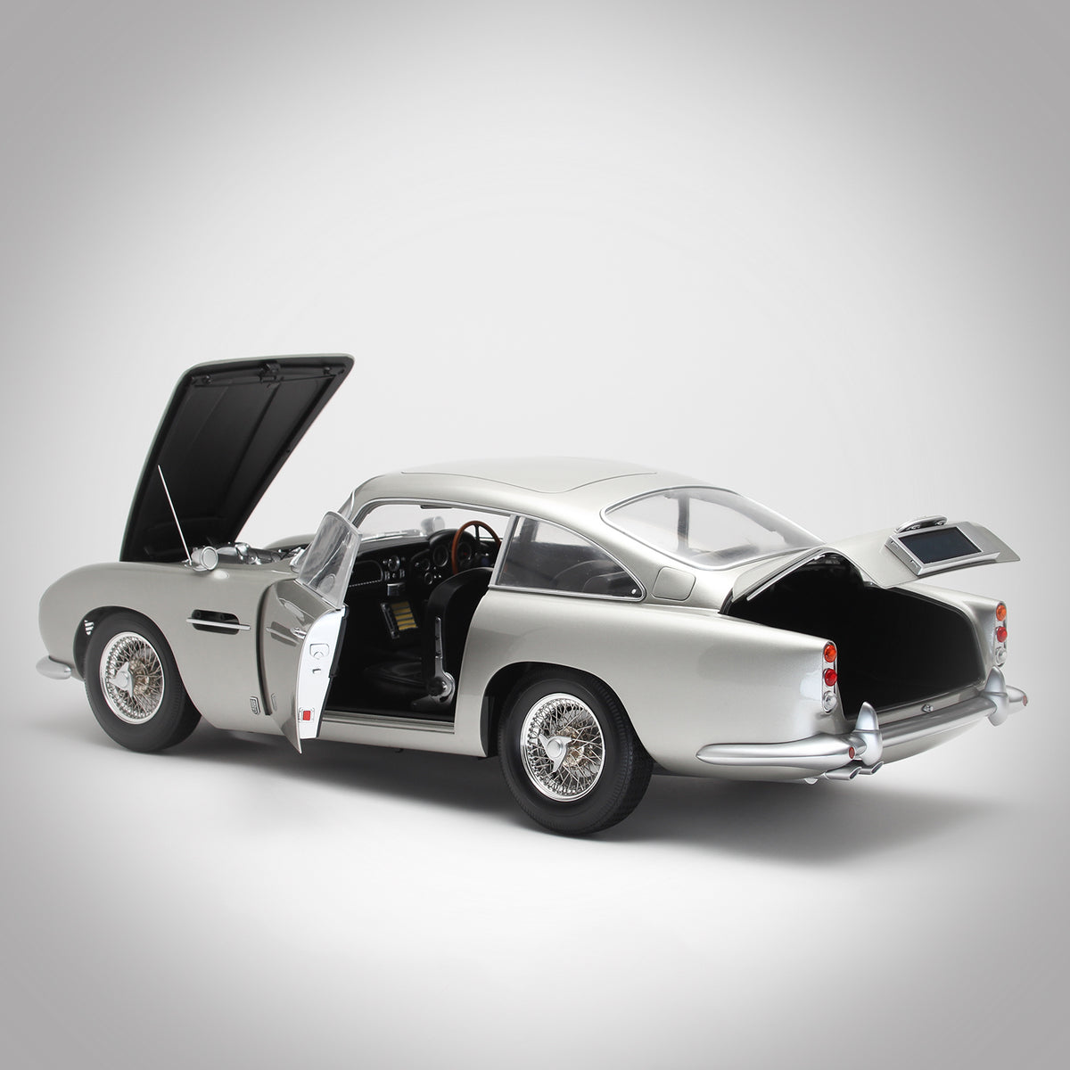 James Bond No Time To Die Aston Martin DB5 Model Car Kit - By Agora Models 007Store