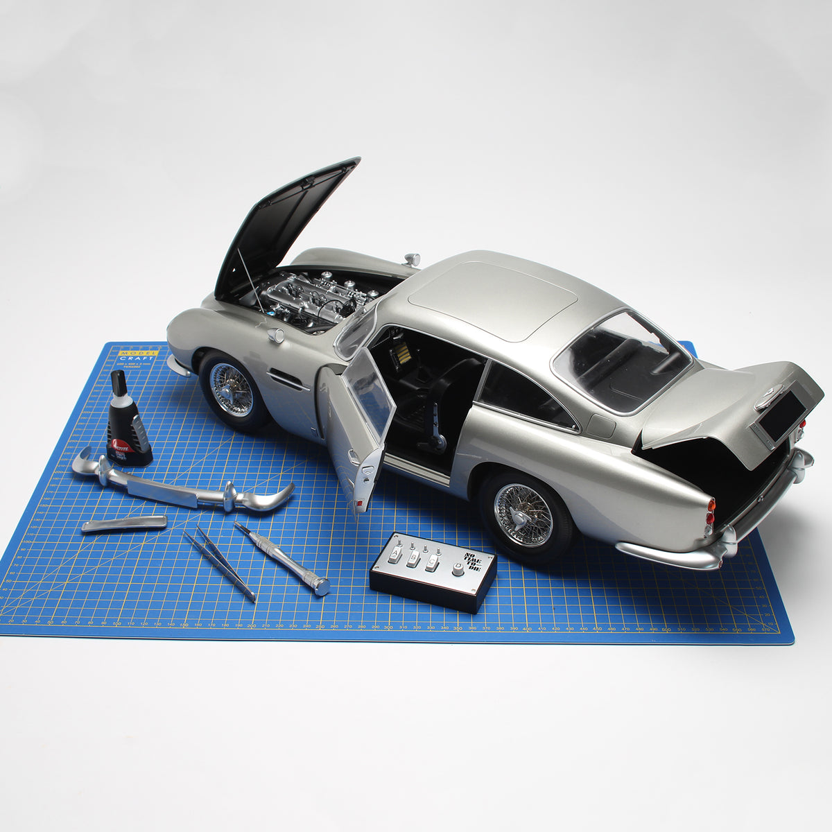 James Bond No Time To Die Aston Martin DB5 Model Car Kit - By Agora Models 007Store