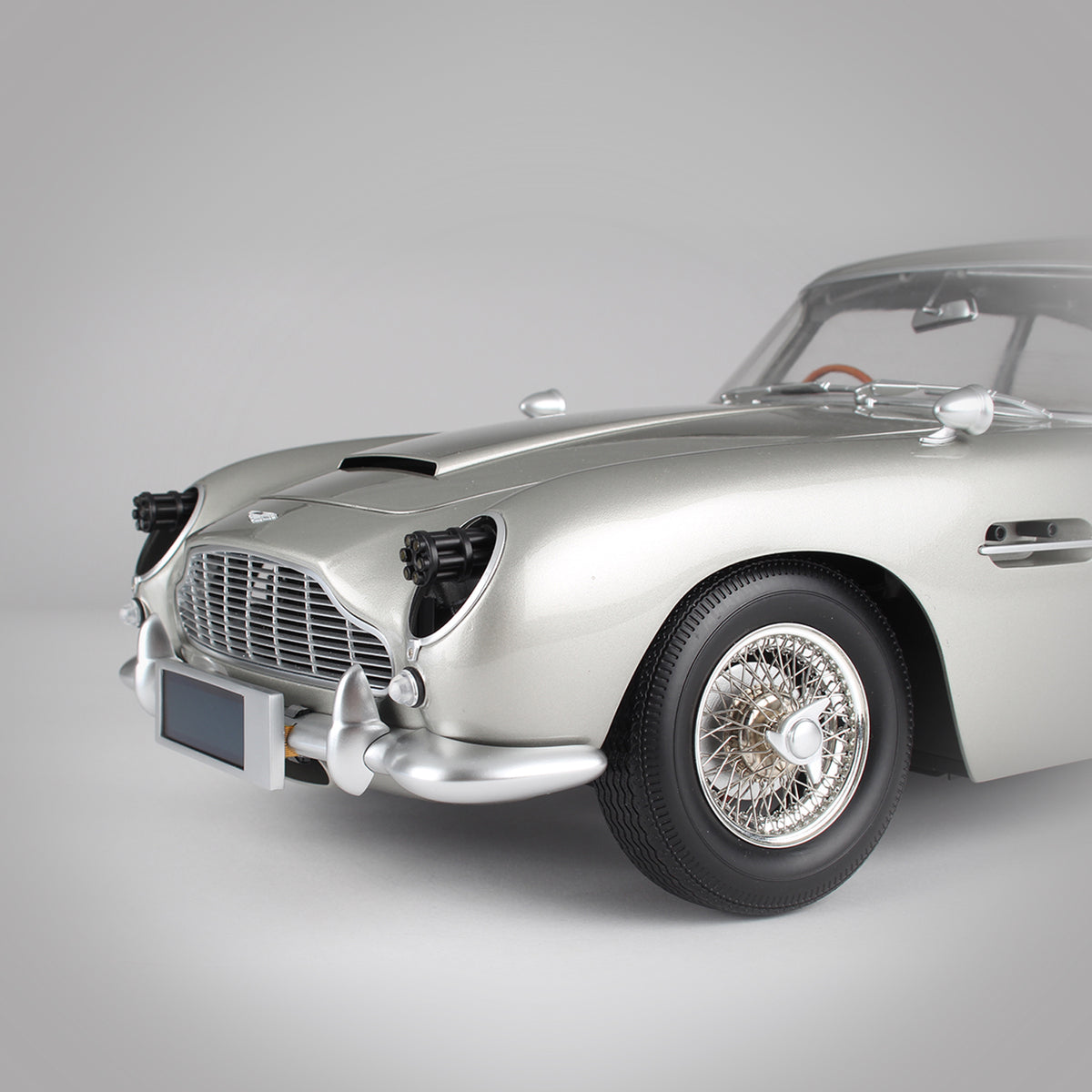 James Bond No Time To Die Aston Martin DB5 Model Car Kit - By Agora Models 007Store