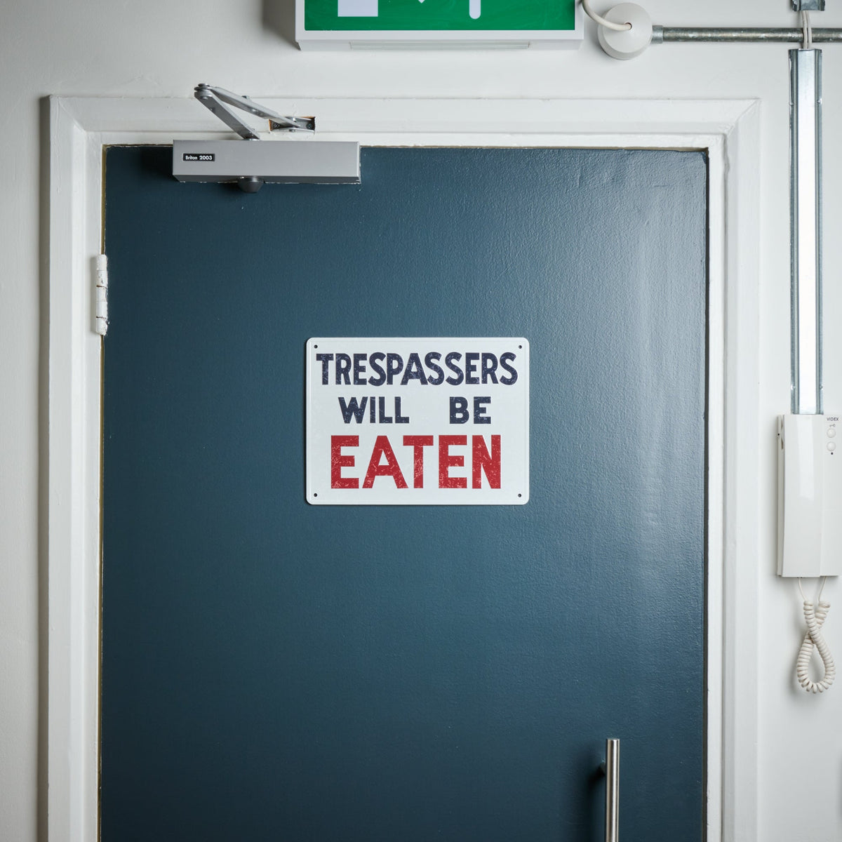 James Bond Trespassers Will Be Eaten Metal Sign - Live And Let Die Edition