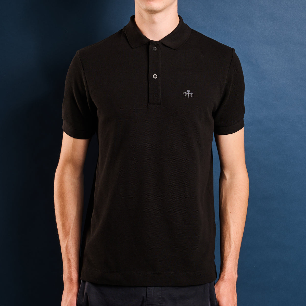 Poloshirt aus Baumwolle mit James-Bond-Stickerei „Spectre“ 