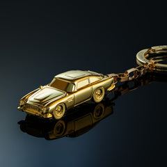 非売品 007 ASTON MARTIN DB810 キーチェーン - メルカリ