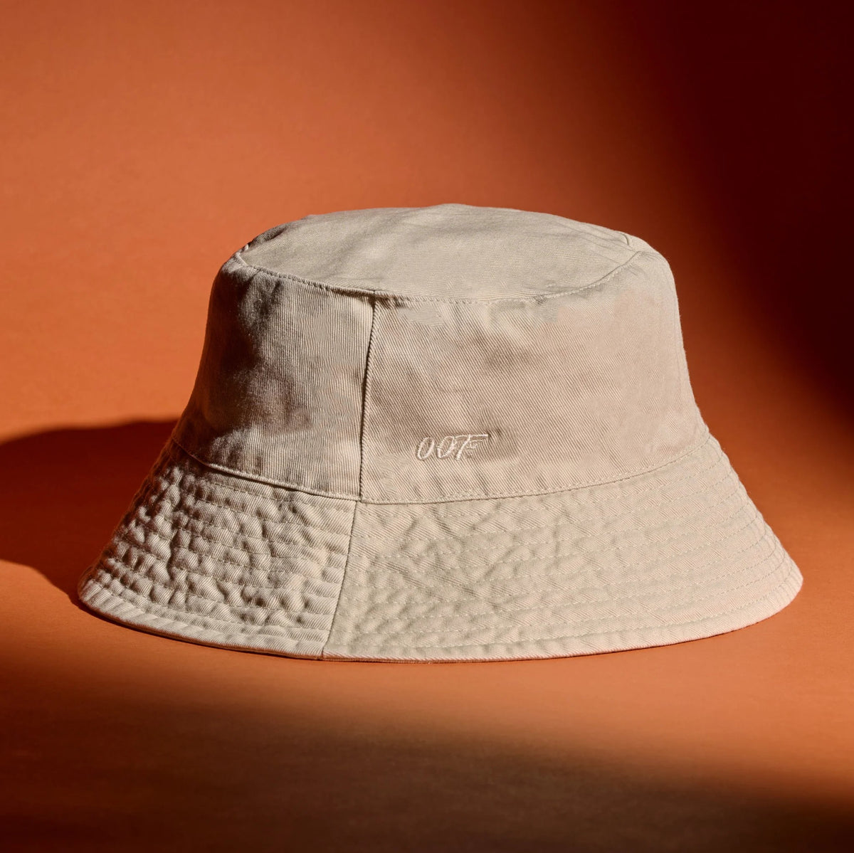 James Bond 007 Embroidered Cotton Twill Bucket Hat - Sand Edition
