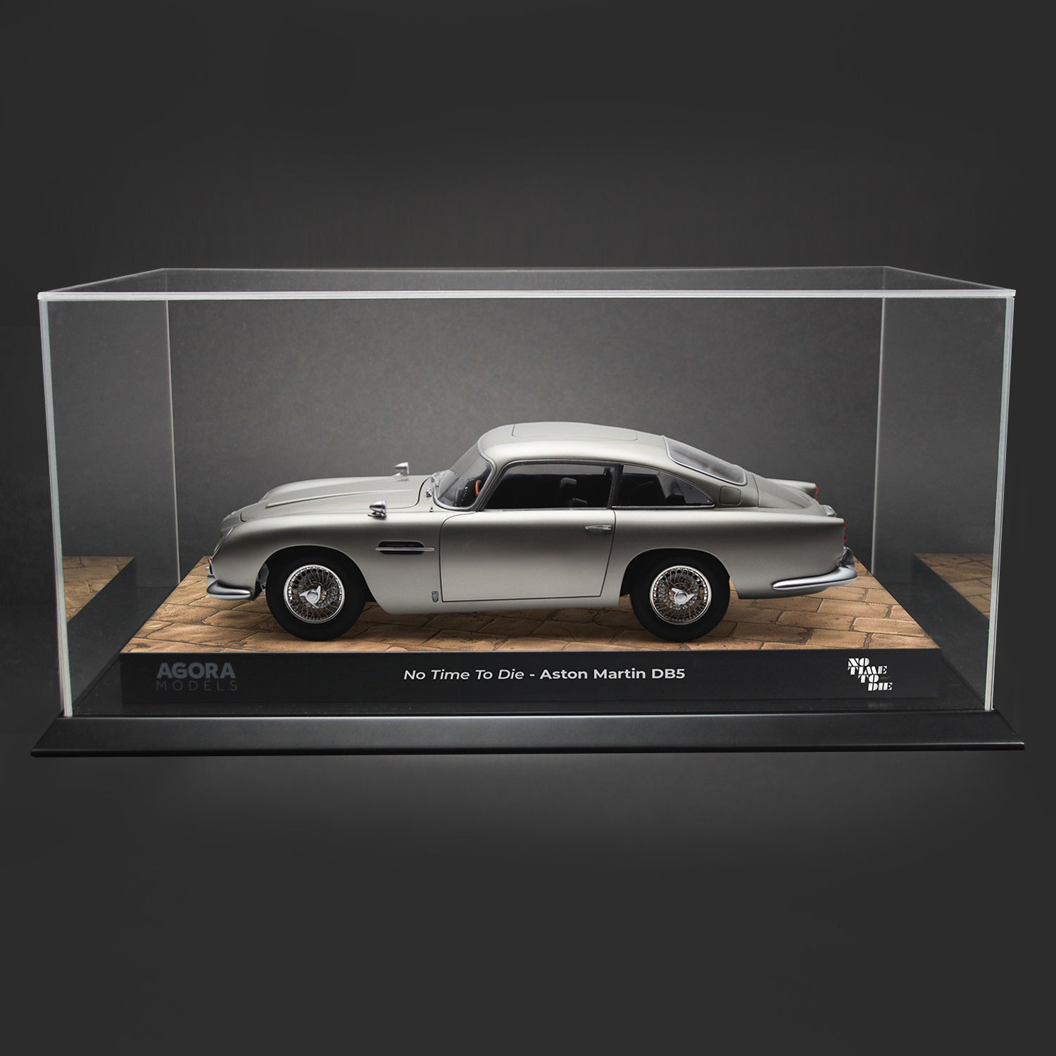 Someone Paid $200K For A Gadget-Packed Aston Martin DB5 James Bond Replica With NO Engine Someone Paid $200K For A Gadget-Packed Aston Martin DB5 James Bond Replica With NO Engine
