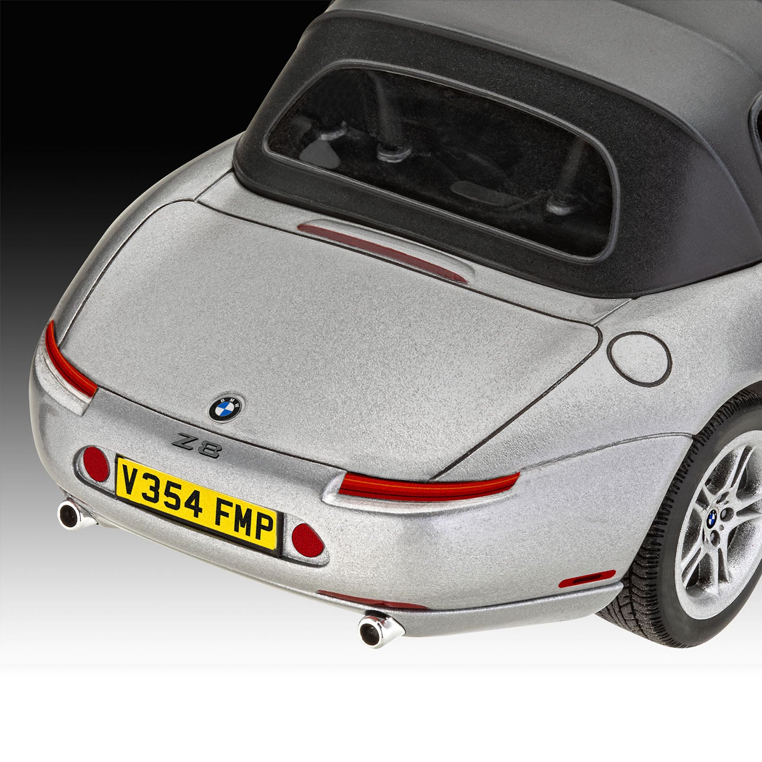 Revell 07080 Maquette BMW Z8 - francis miniatures