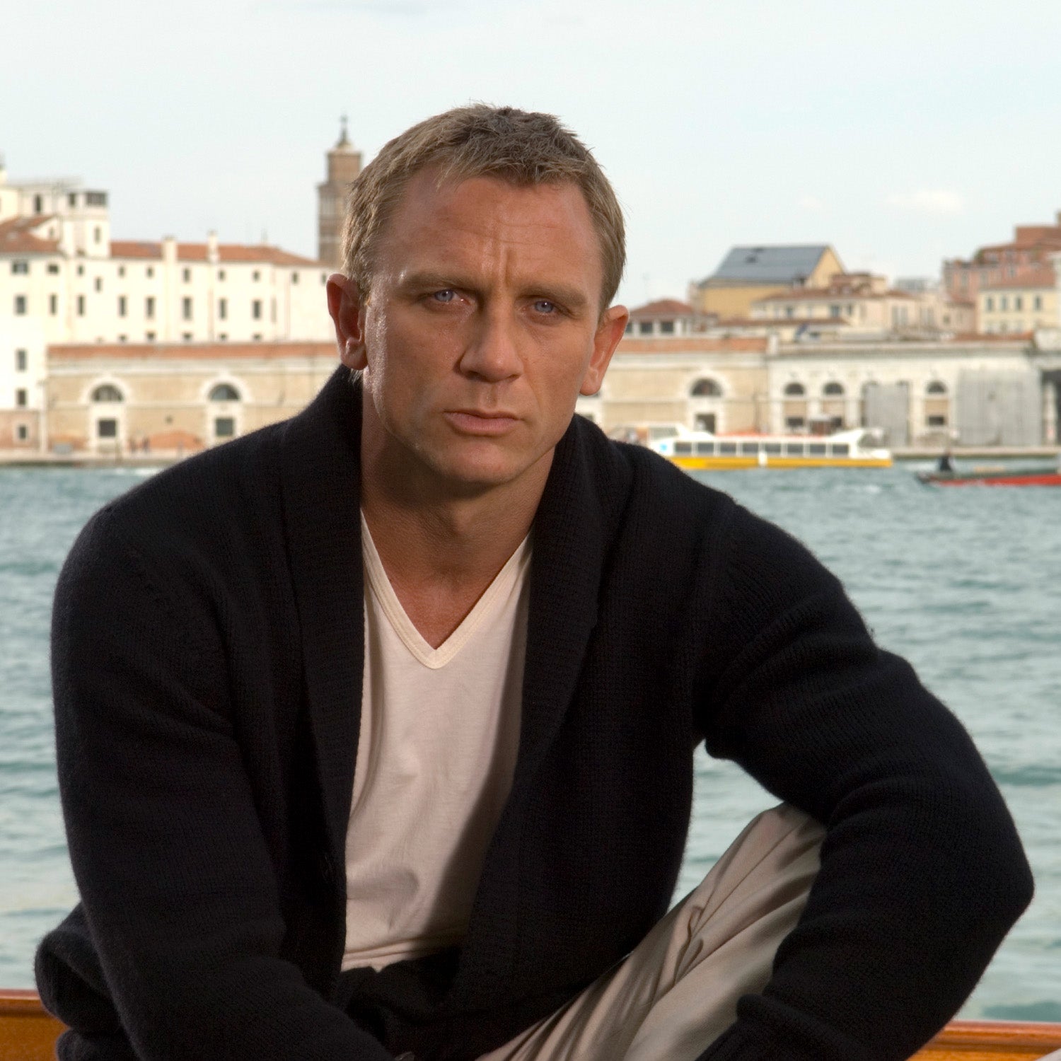 James Bond Cashmere Cardigan - Casino Royale Edition - By N.Peal 007Store