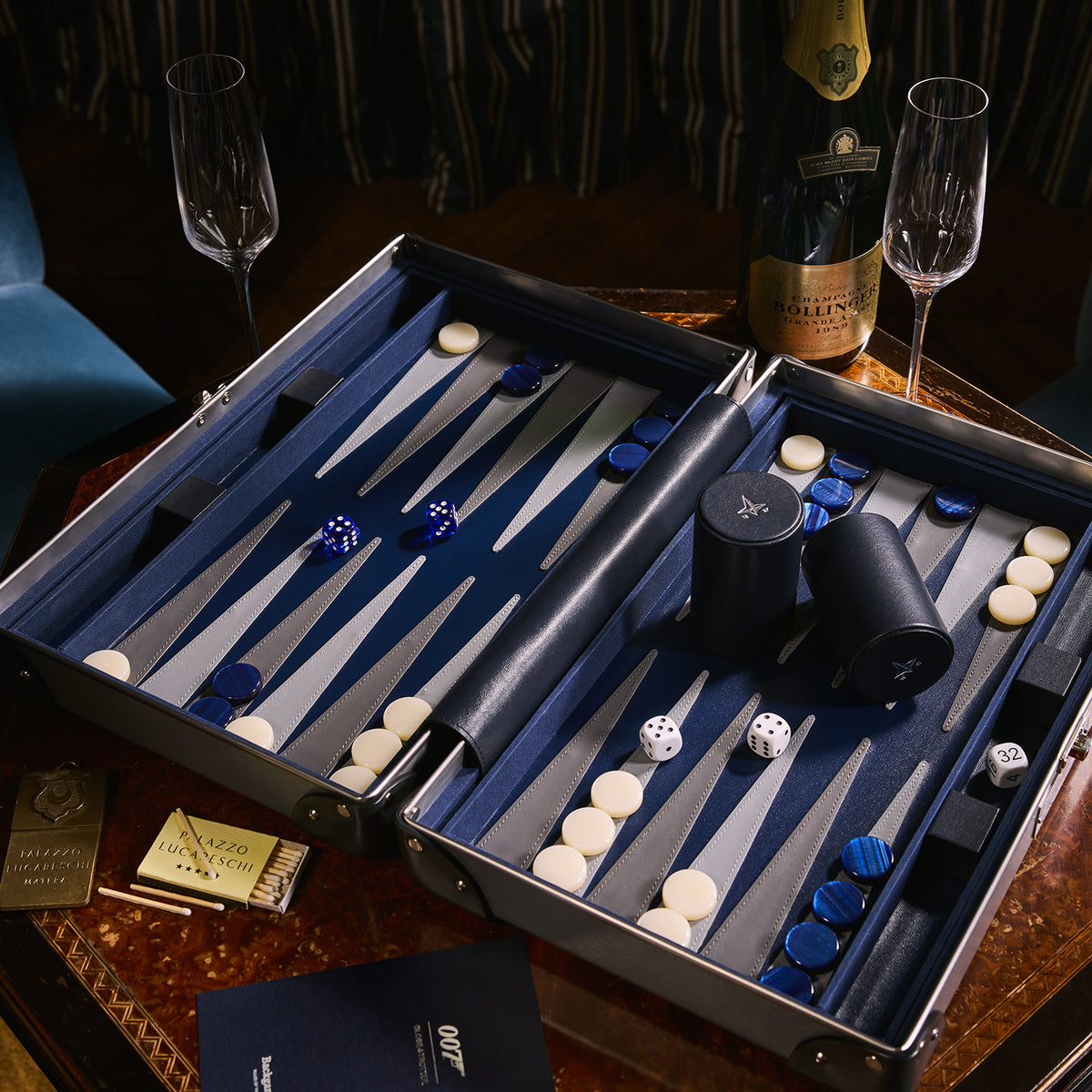 James Bond Backgammon Set - By Globe-Trotter 007Store