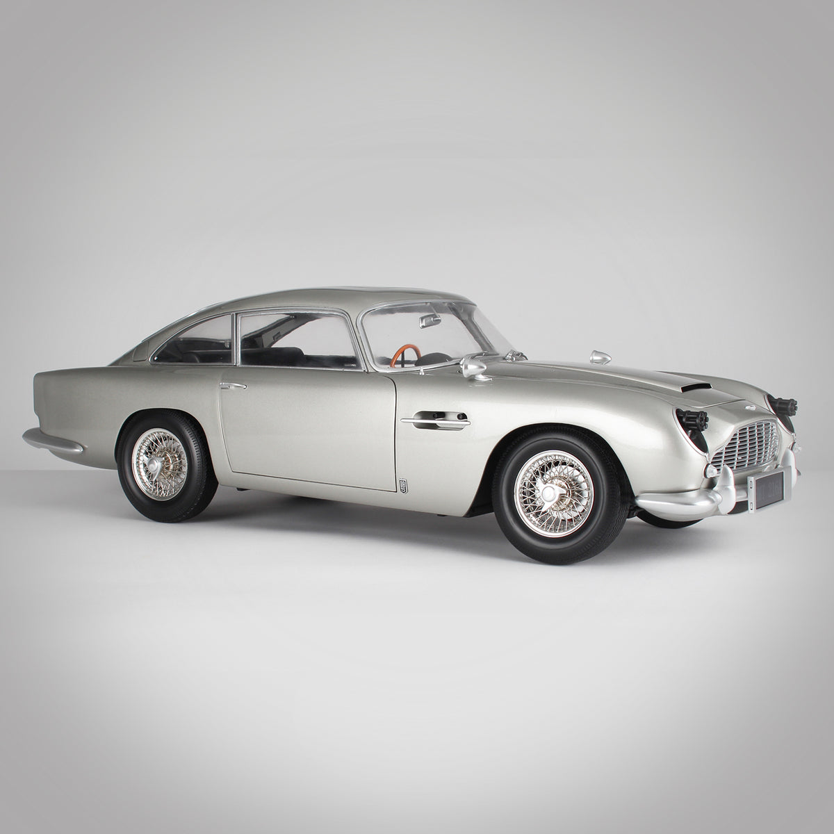 James Bond No Time To Die Aston Martin DB5 1:8 Model Kit - Subscription - By Agora Models