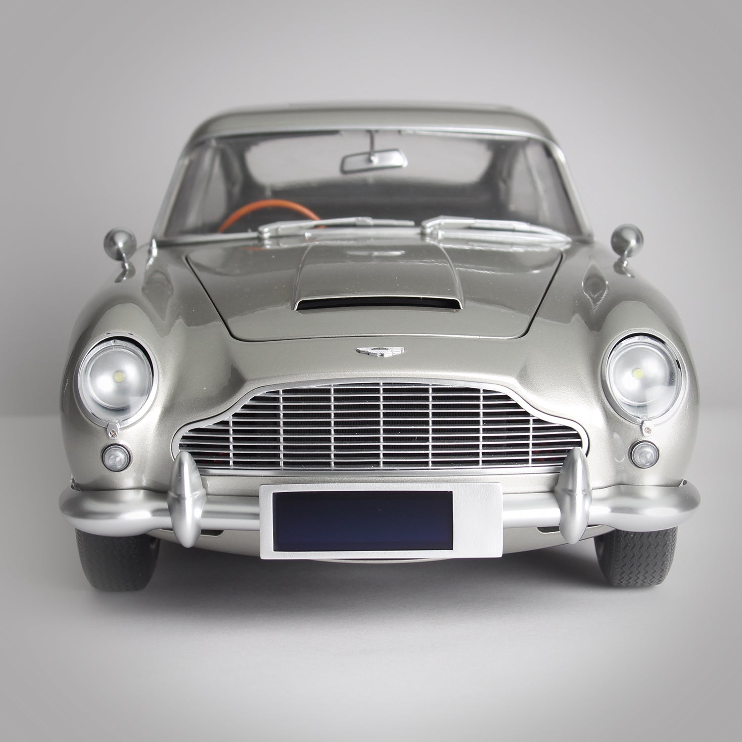 James Bond Aston Martin DB5 Kit Collector's Edition Agora