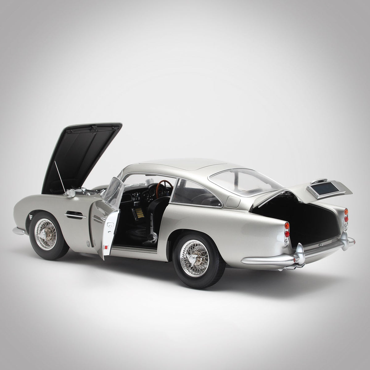 James Bond No Time To Die Aston Martin DB5 1:8 Model Kit - Collector&#39;s Edition Subscription - By Agora Models