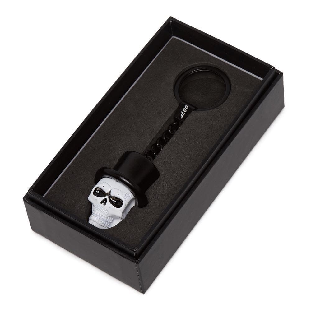 Spectre Skull Mask Metal &amp; Enamel Keyring - 007STORE