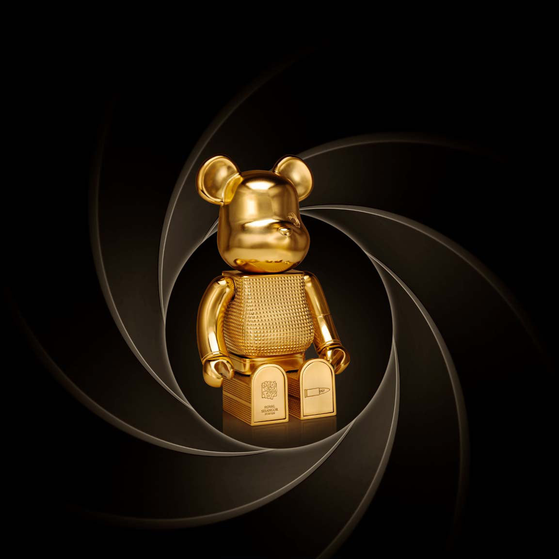 James Bond Be@rbrick x Royal Selangor 400% Figure - The Man With The Golden Gun Edition – By Medicom Toy (Pre-order)