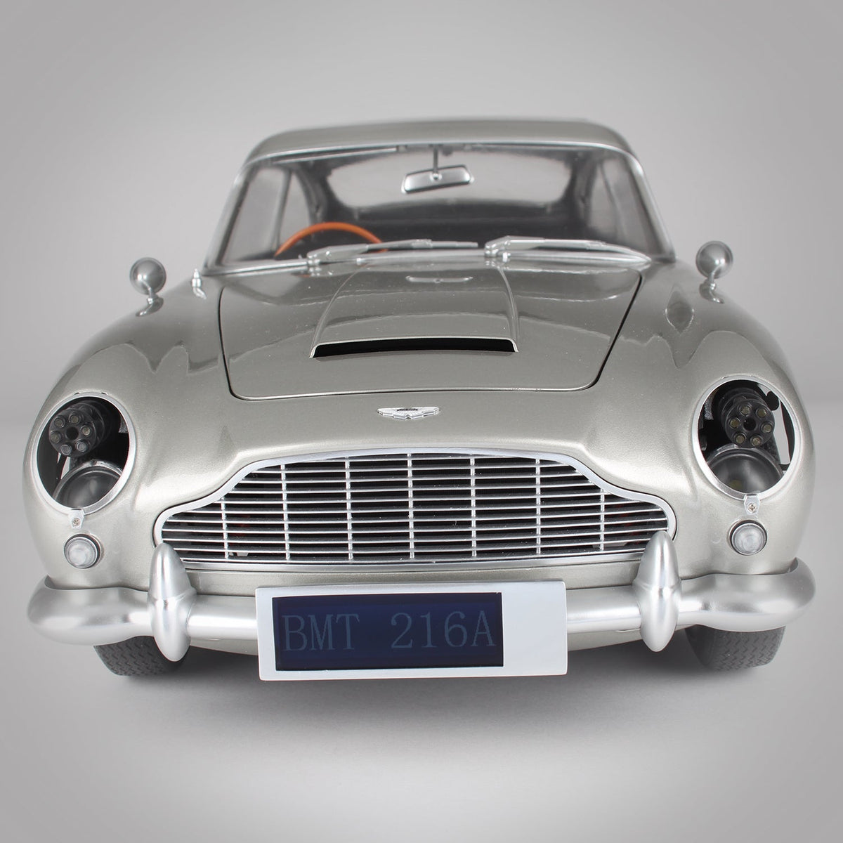 James Bond Keine Zeit zu sterben Aston Martin DB5 Modellauto-Bausatz - Nummeriertes Abonnement der Sammleredition - Von Agora Models