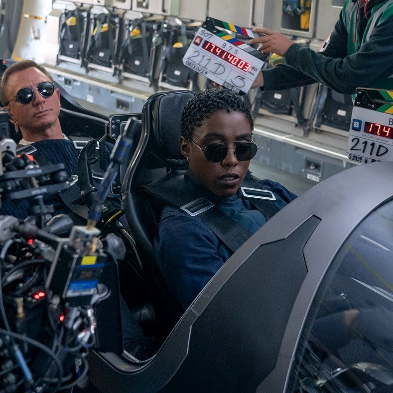 James Bond Q Glider Model - No Time To Die Edition - By Corgi 007Store