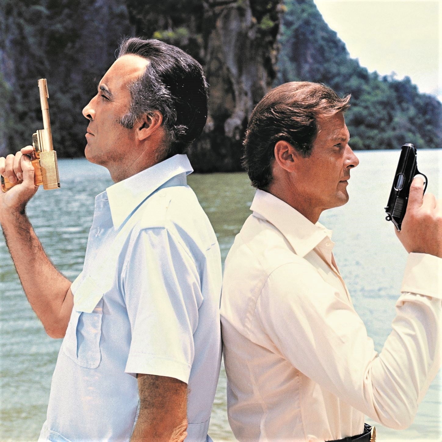 James Bond Golden Gun Prop Replica 007Store