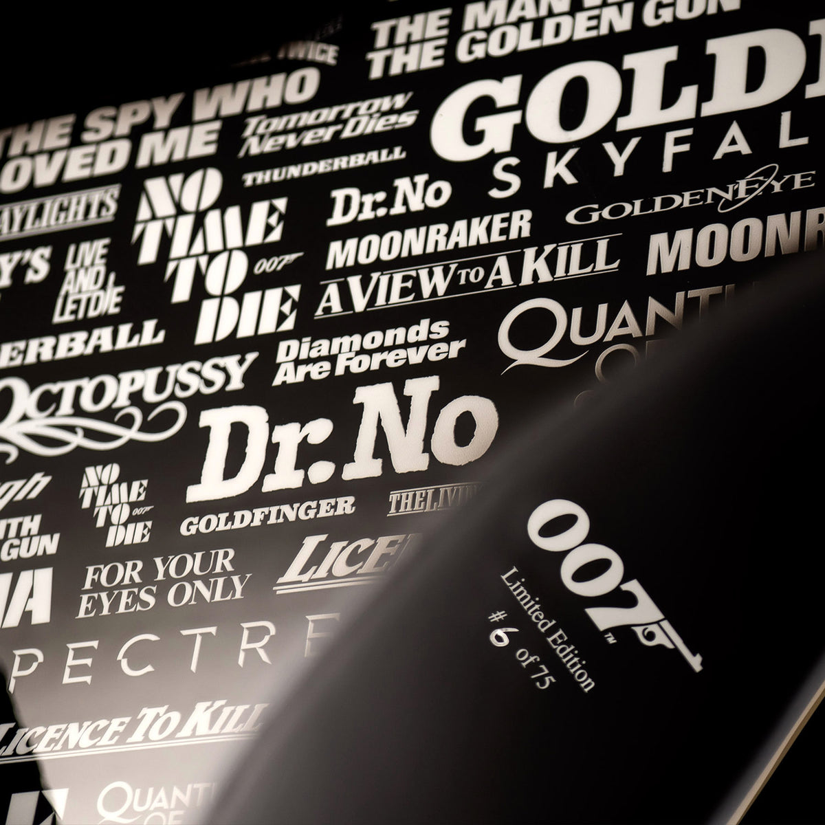 James Bond 007 Guitar - Signed &amp; Numbered David Arnold Edition - By Duesenberg