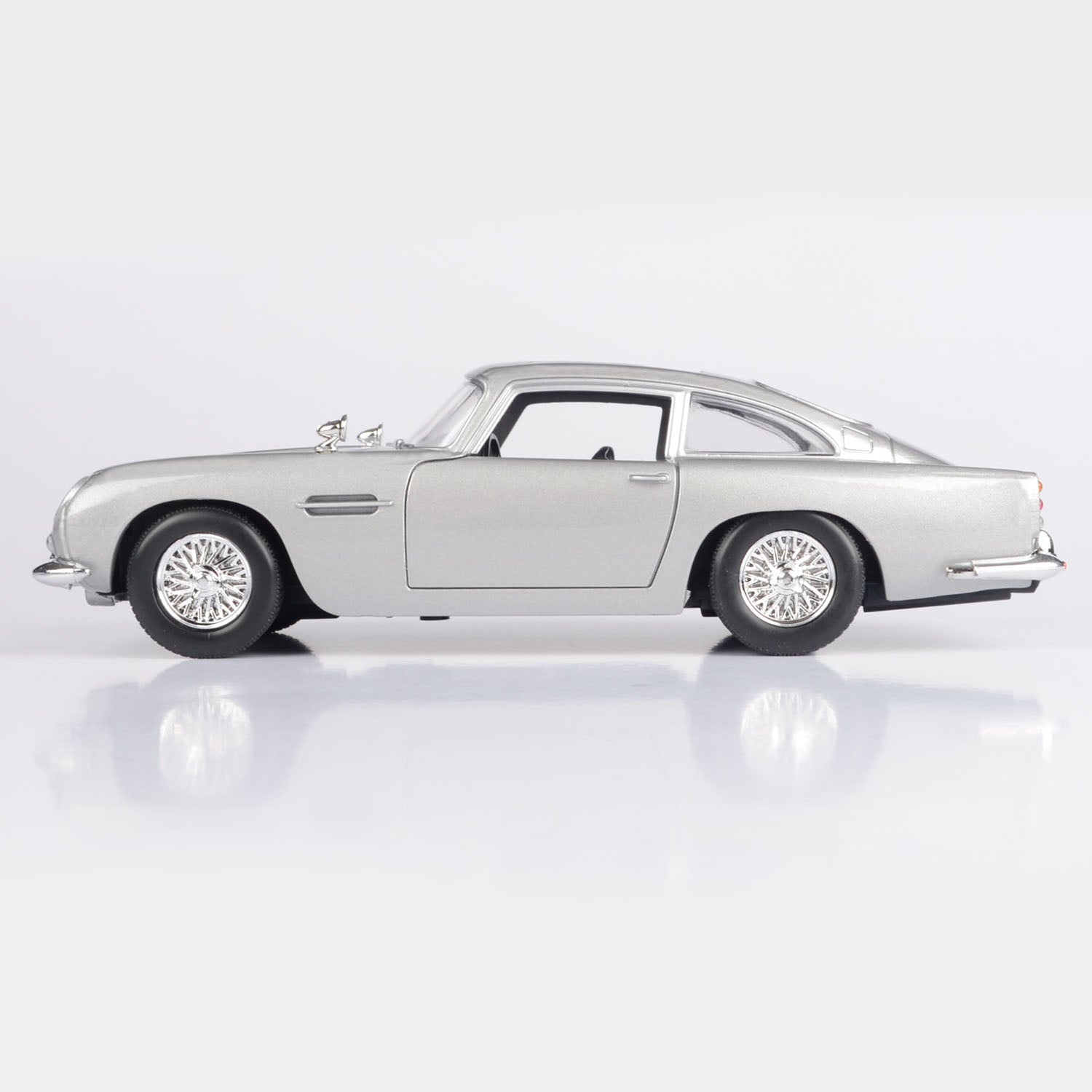 James Bond Aston Martin DB5 Model Car - Goldfinger Edition - By Motormax 007Store