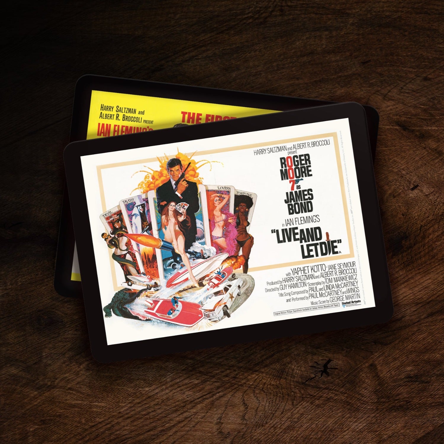James Bond Placemat - Live And Let Die Edition 007Store