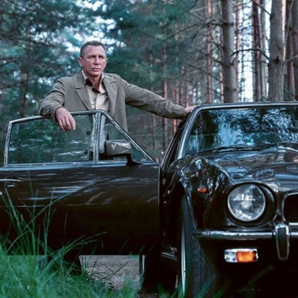 Leinenhemd „James Bond – Keine Zeit zu sterben“ in Haferflockenfarbe – Von Connolly x Finamore
